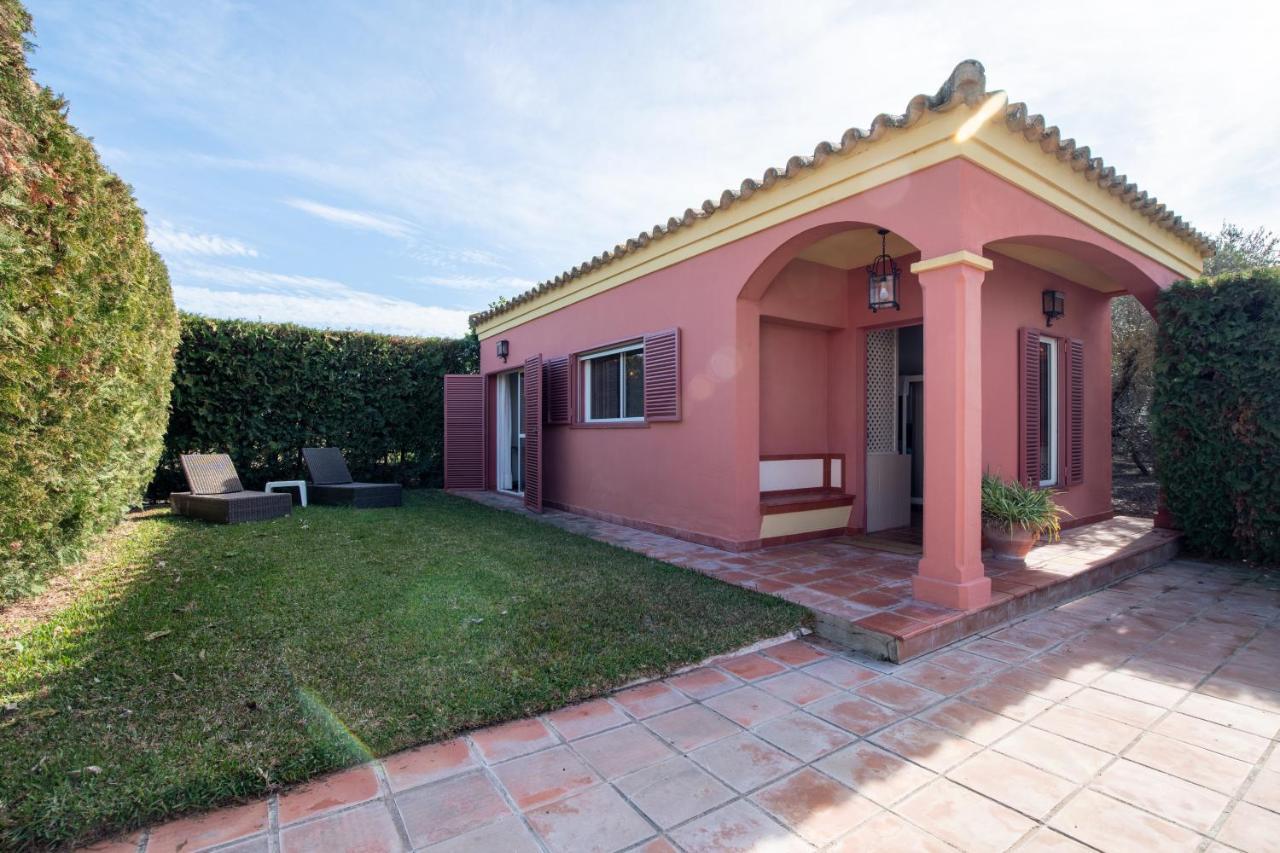Villa Lucrecia Moron de la Frontera Exterior photo